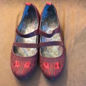 Hush Puppy embroidered Mary Janes